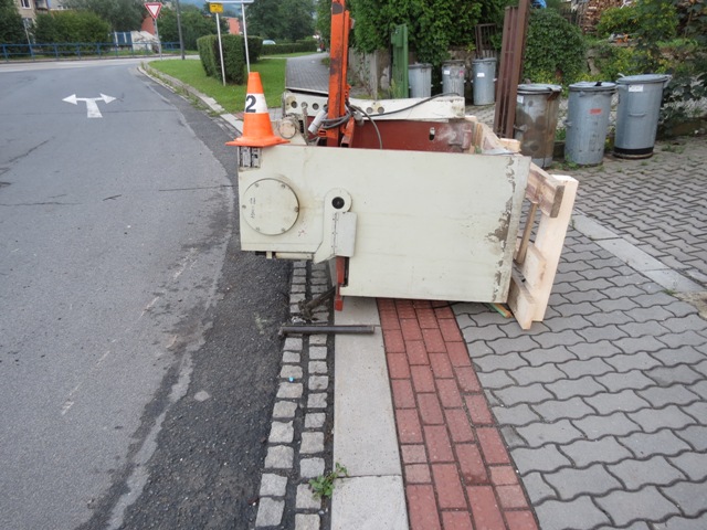 DN - náklad na chodníku2