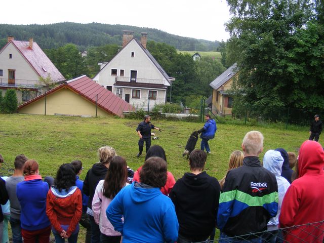 Den IZS - ZŠ Větřní 26.6.2013 - 17.JPG