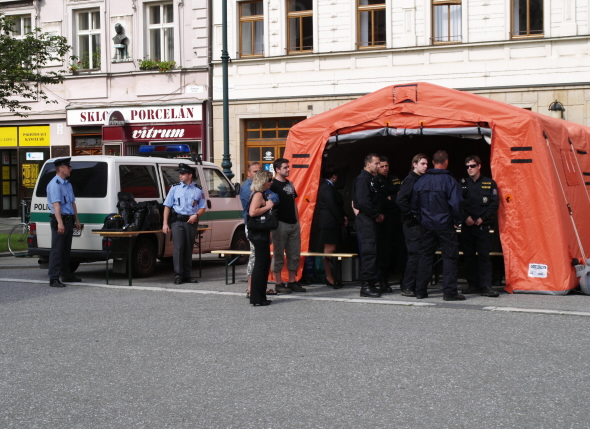 Den Policie