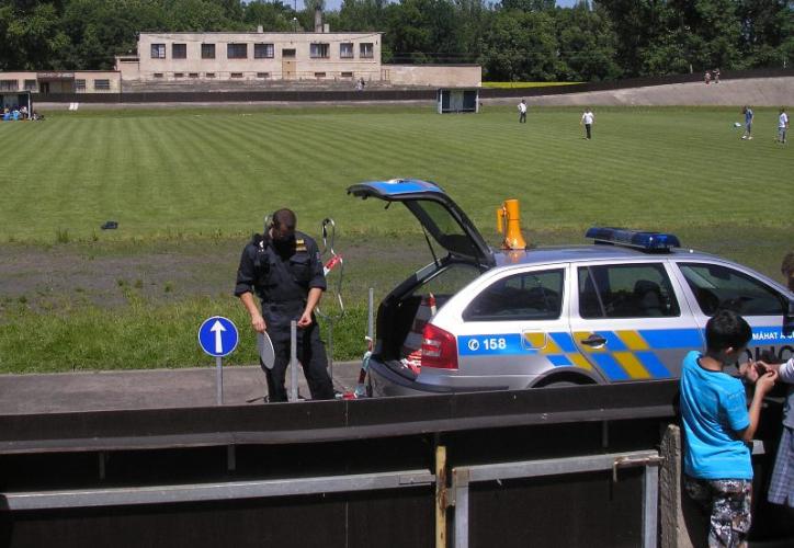 Den s policií Louny