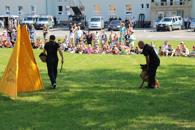 Den s policíí ve Znojmě
