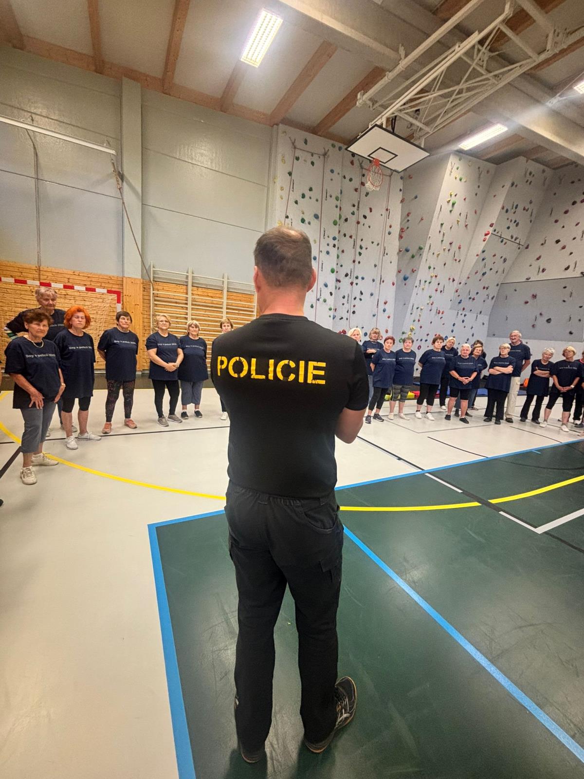 Dny s policií
