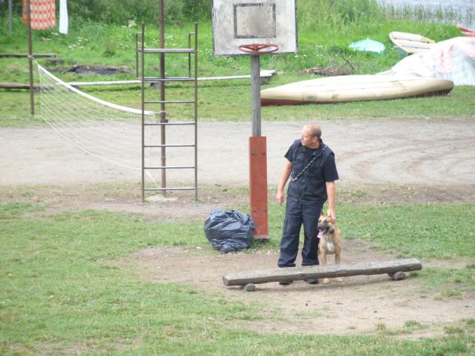 Dolní Mrzatec-psovod.JPG