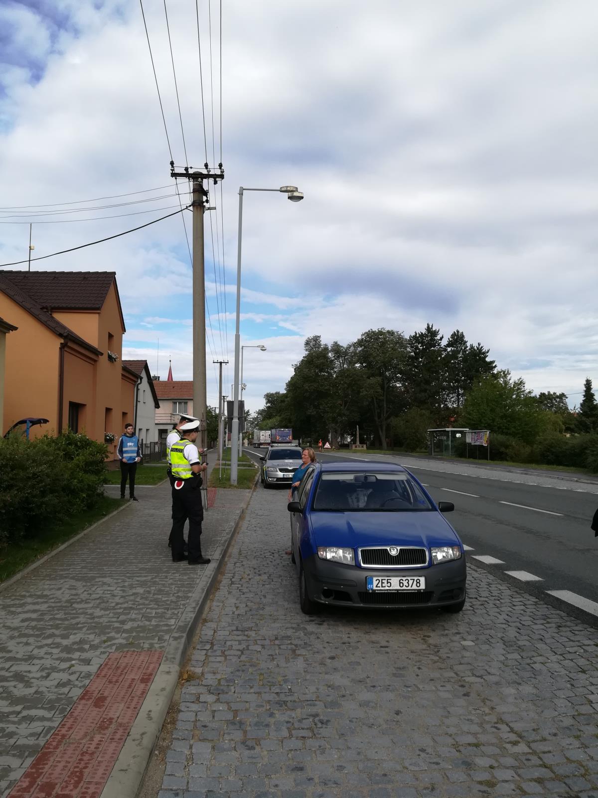 Dopravní akce v obci Bukovka.