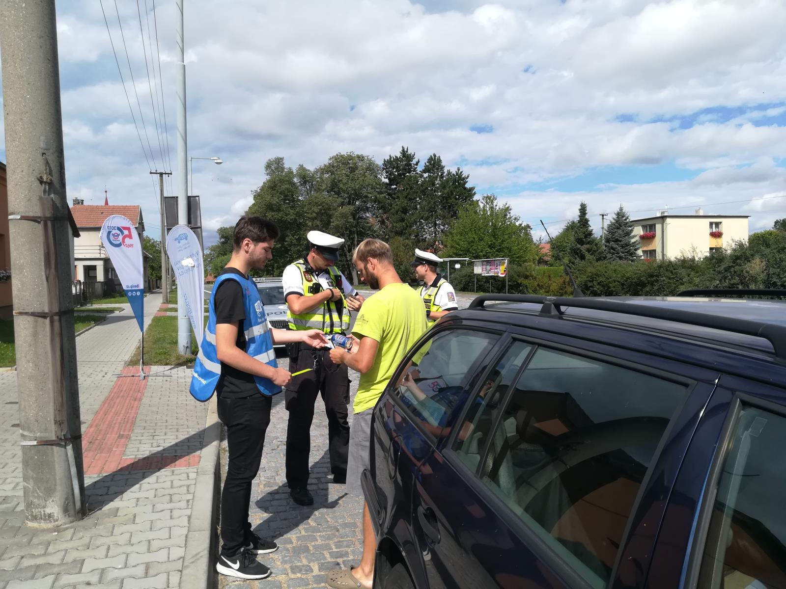 Dopravní akce v obci Bukovka.