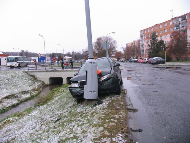 Dopravní nehoda 3