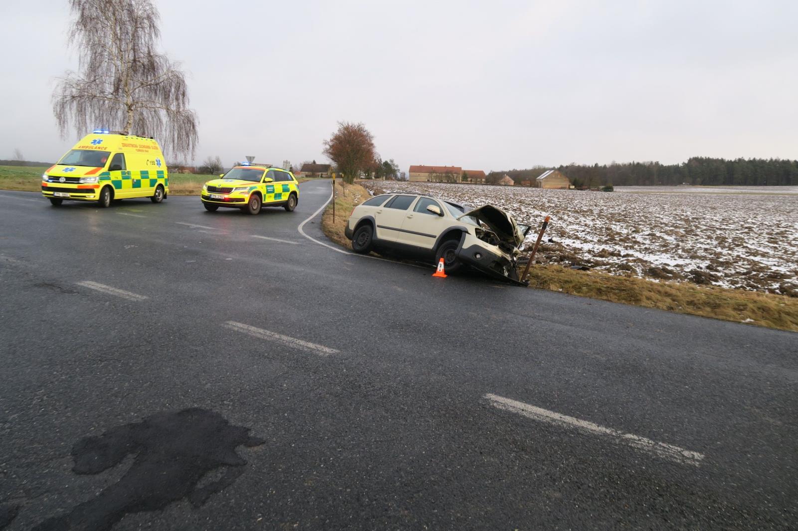 Dopravní nehoda - Semněvice - 09.01.2022