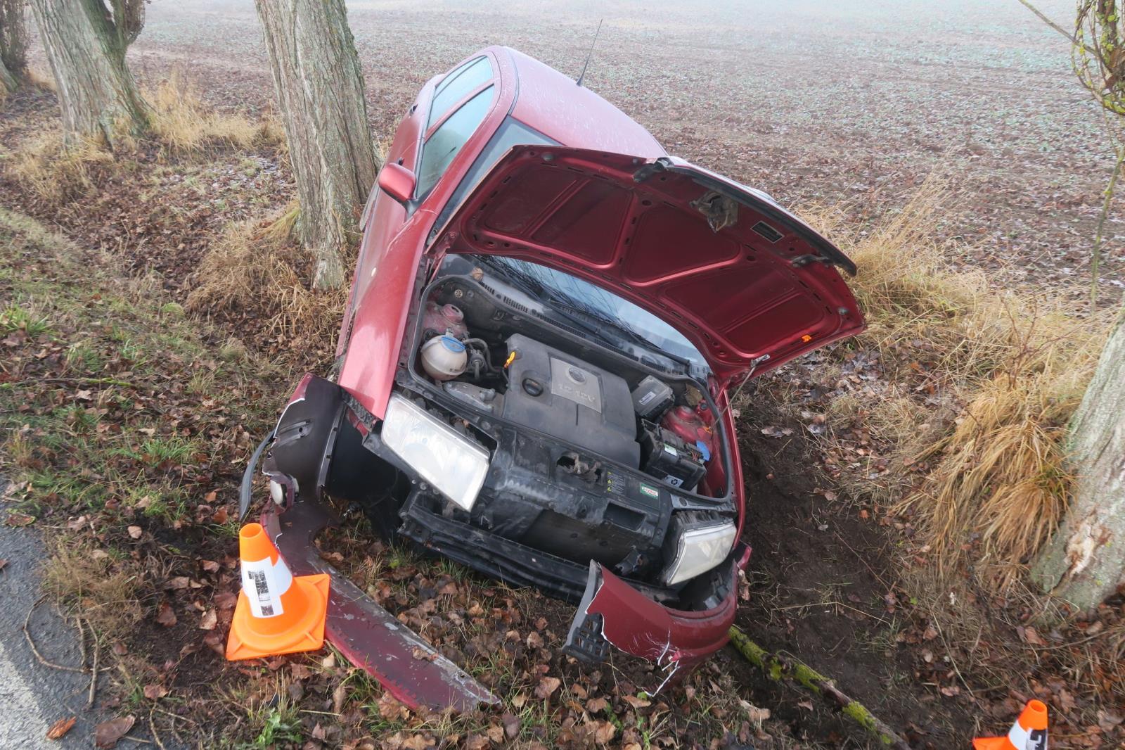 Dopravní nehoda - Srbice - 17.12.2021