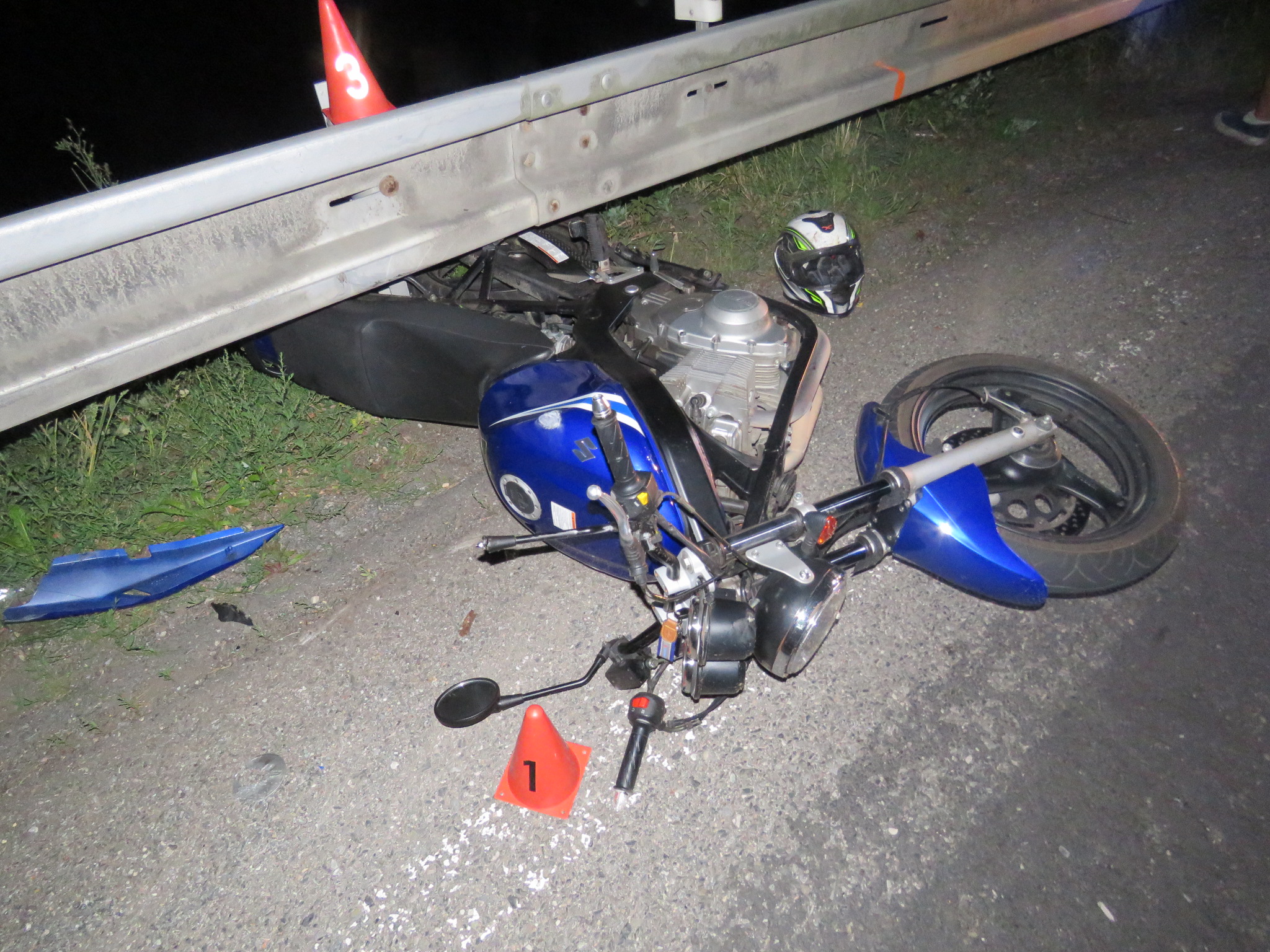 Dopravní nehoda motocyklu a osobního vozidla