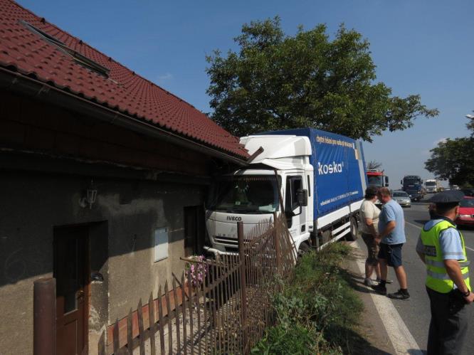 Dopravní nehoda v obci Ješín