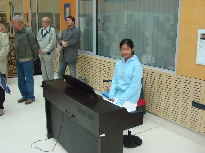 EMPATIE 9970.JPG