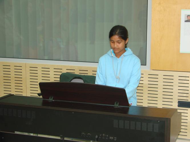 EMPATIE 9972.JPG
