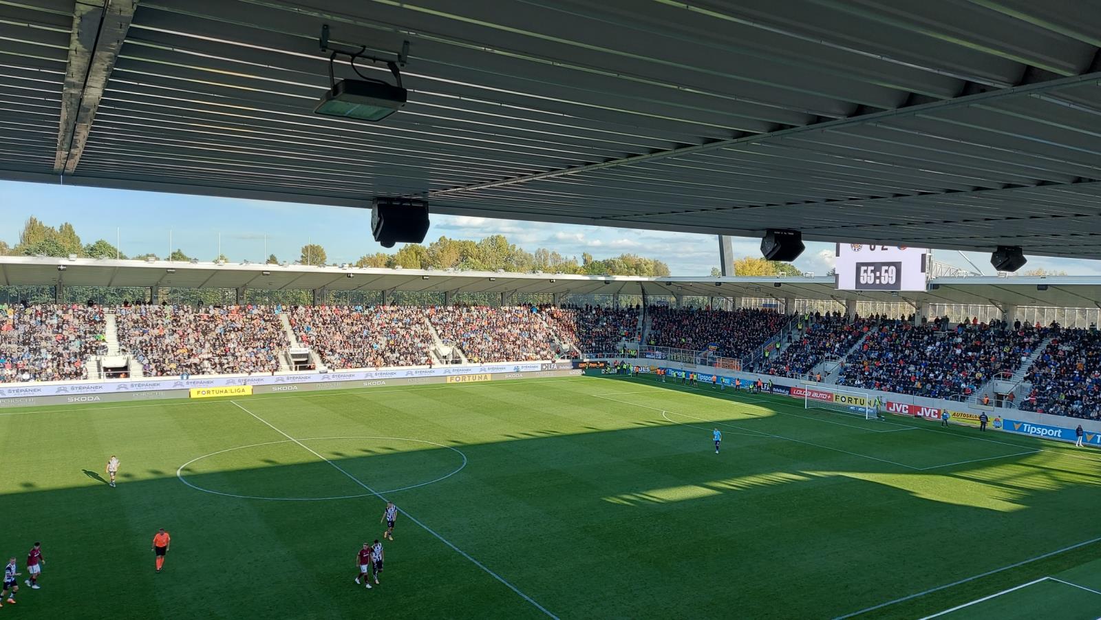 Fotbalový stadion HK