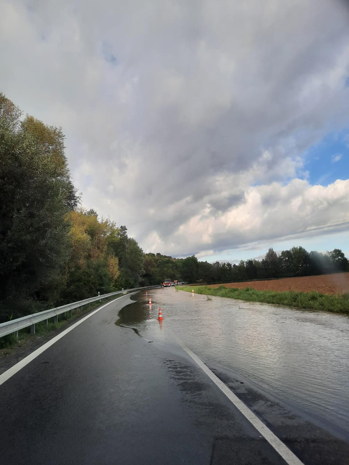 Foto č. 2 - Nesovice.jpg
