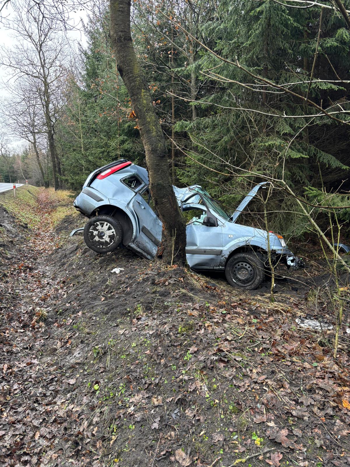 Havárie OA Ford.jpg