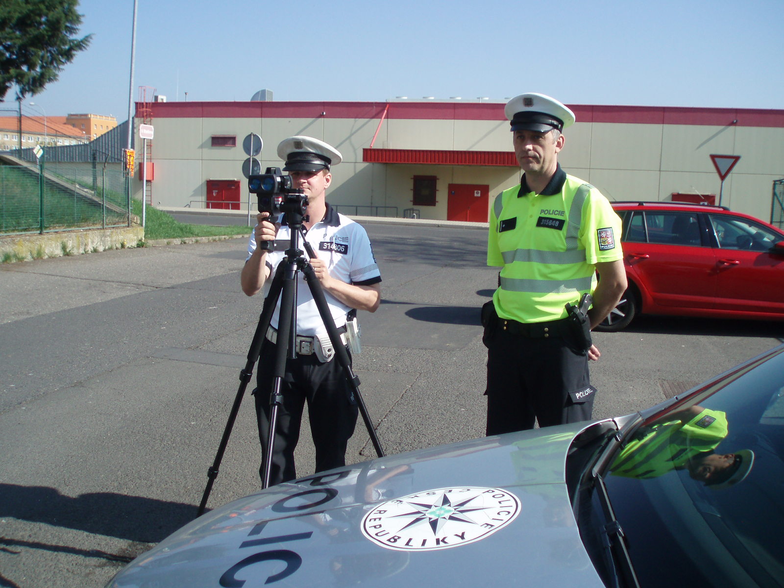 Hlídka dopravní policie