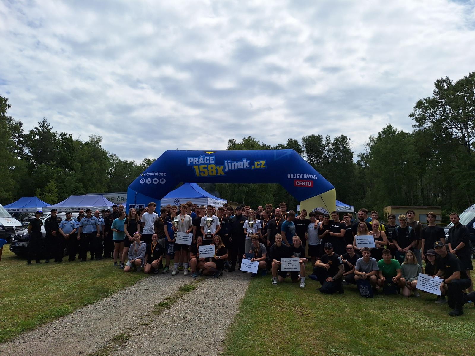 Hradecká policejní SEDMIČKA - 1. ročník