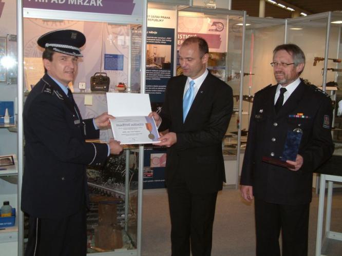 IDET 2009 06