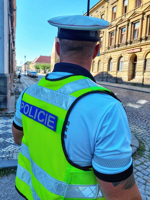 Jaroměřští dálniční policisté s preventistou v dopravě - Jaroměř-Josefov 4.8.2022