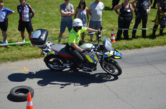 Jízda zručnosti Policie ČR.JPG