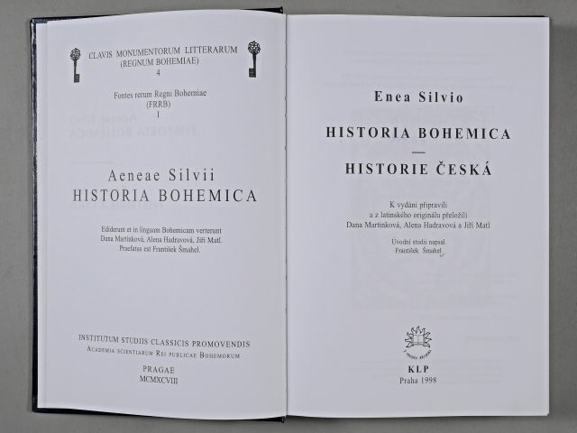 Kniha-Historie česká_rozevřená.JPG