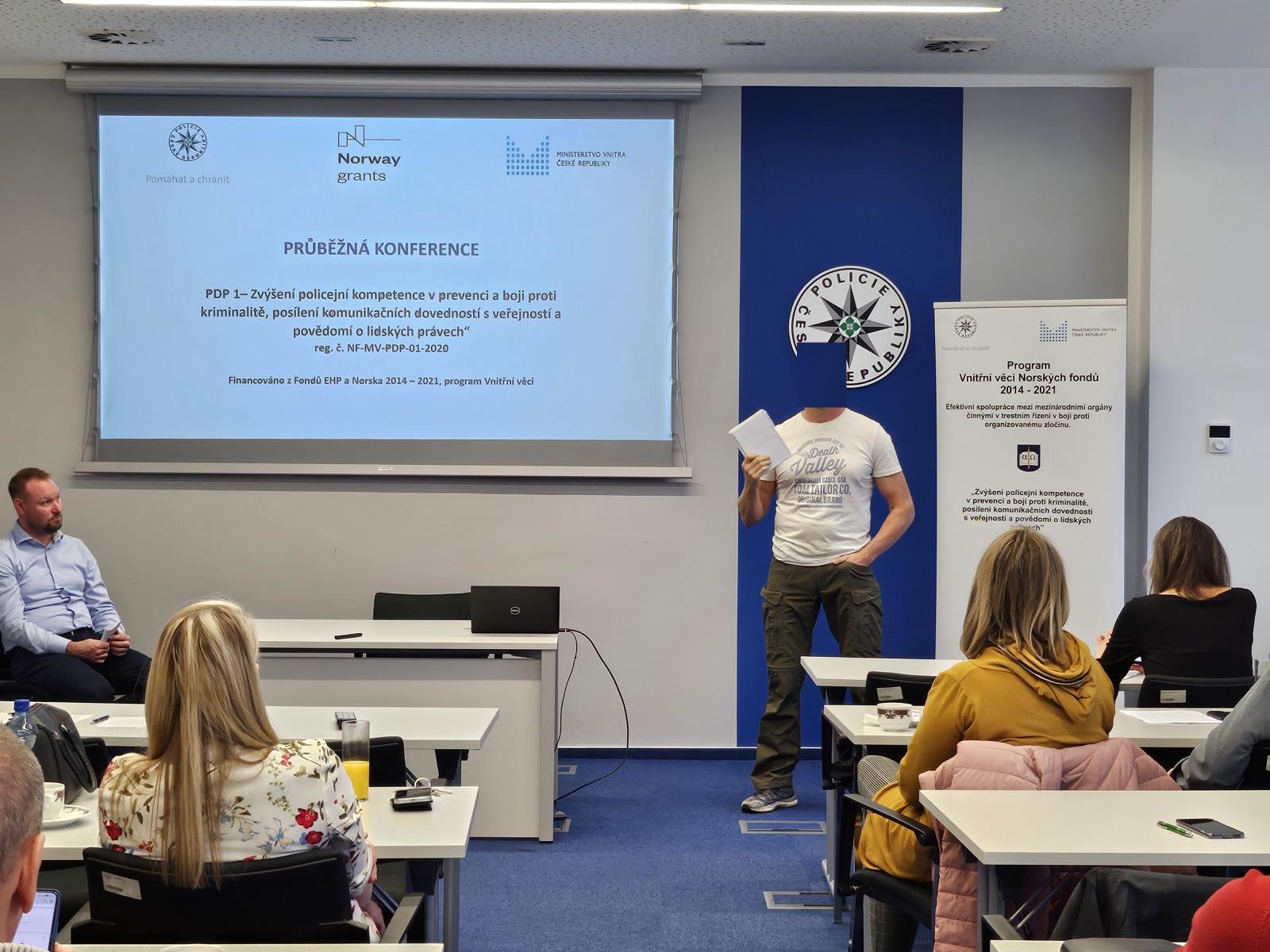 Konference 1.jpg