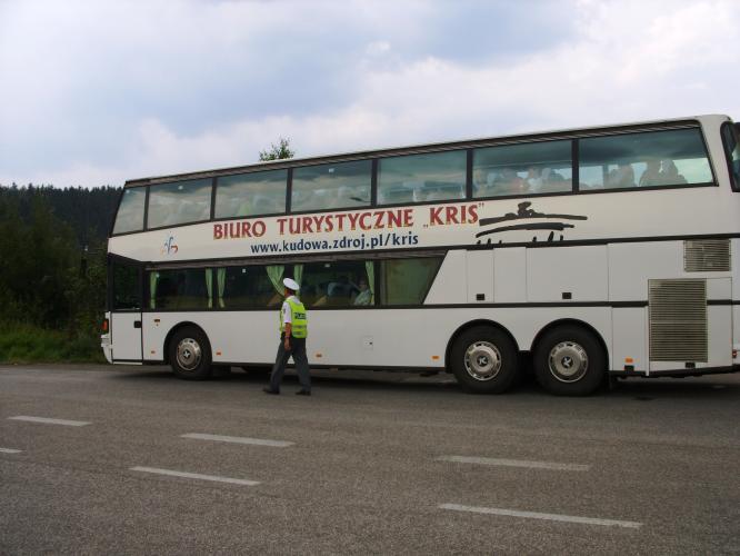 Kontrola autobusů a nákladních vozidel 