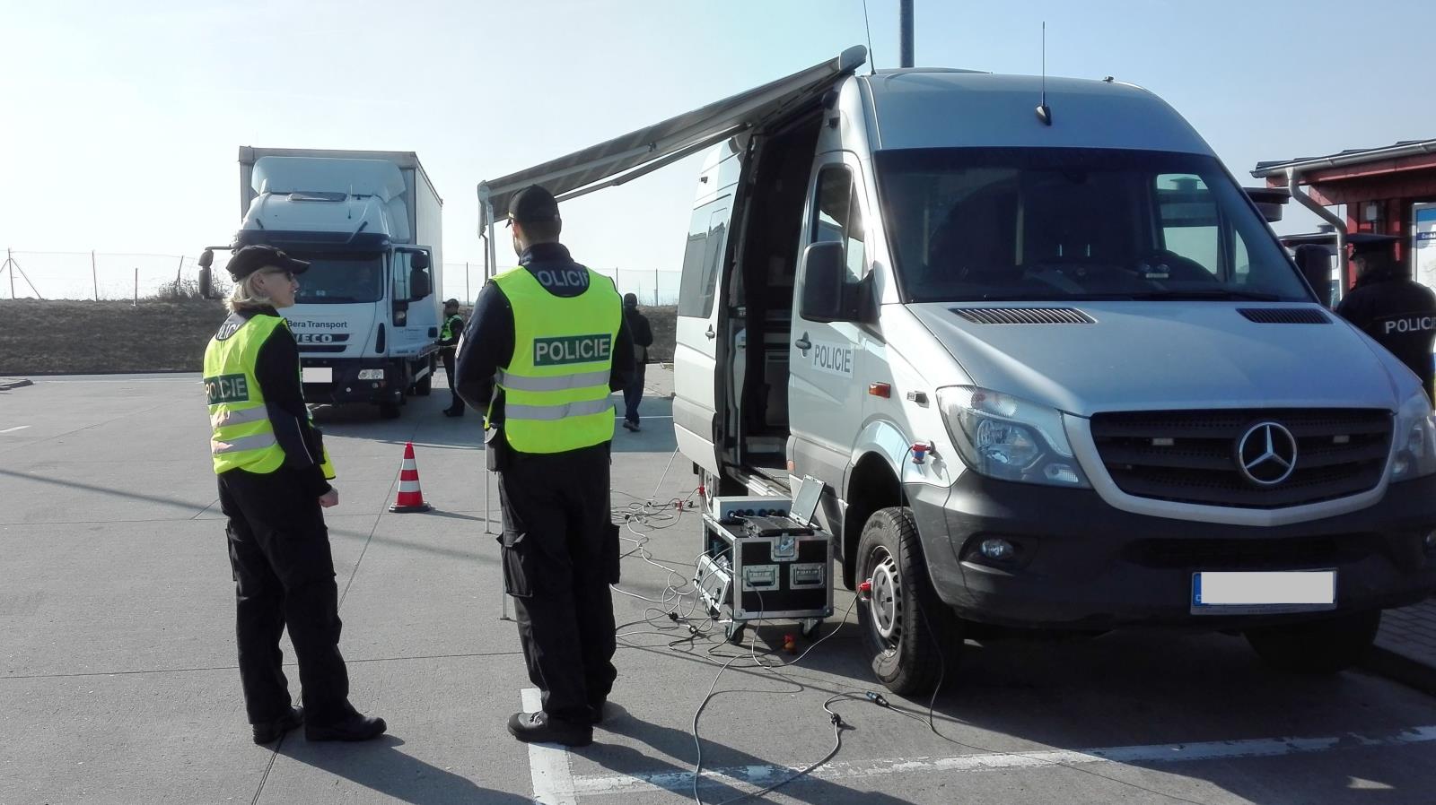 Kontrolní akce cizinecké policie