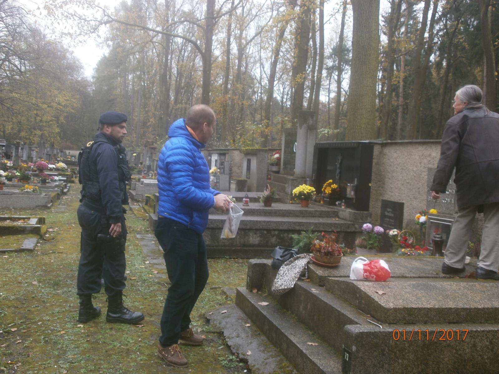 Kontroly hřbitovů na Kladensku