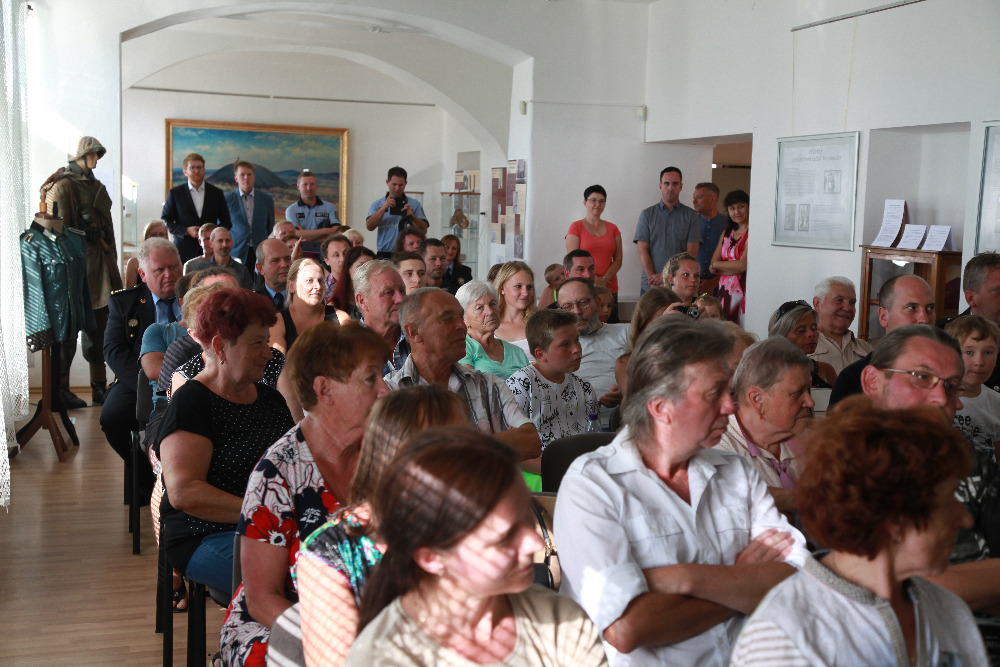 Křest knihy „Zelená Hora v sevření smrtihlavů“