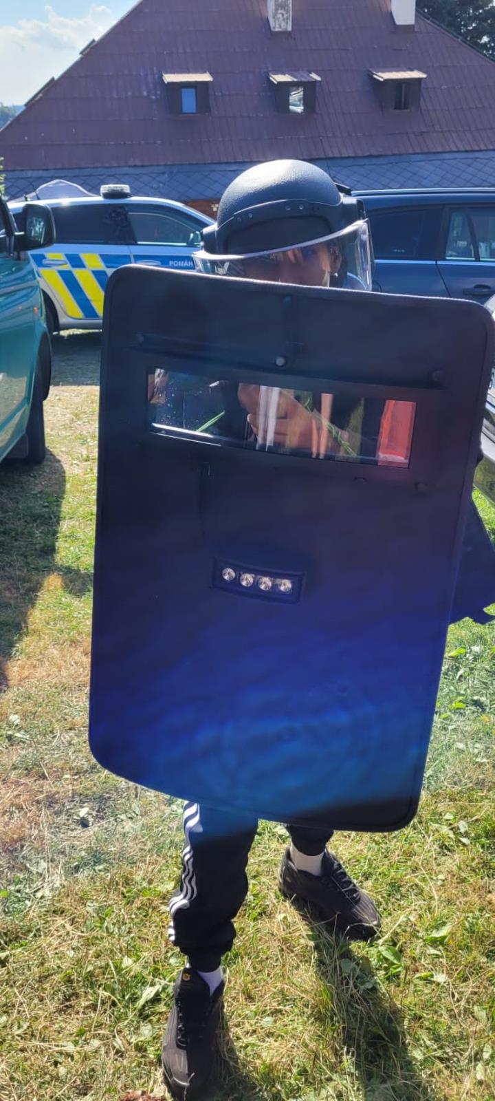 Letní tábory s policisty