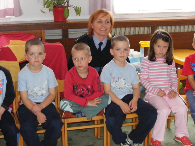 MŠ Zahrádka - 5. 10. 2010 - 12.jpg