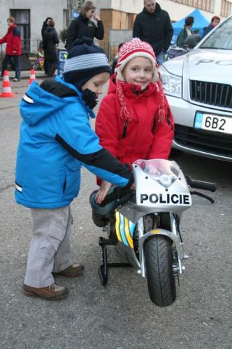 Minibike v barvách policie se líbil.JPG