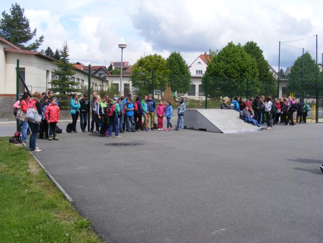 Mladí cyklisté z Dačic soutěžili v oblastním kole.JPG