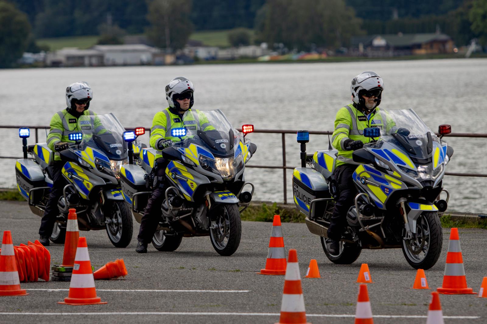Motoskupina_2.jpg