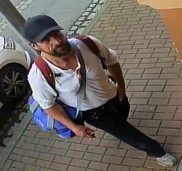 Muž - svědek.png