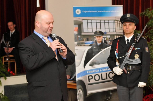 NEJLEPŠÍ KRAJSKÝ POLICISTA ZA ROK 2009