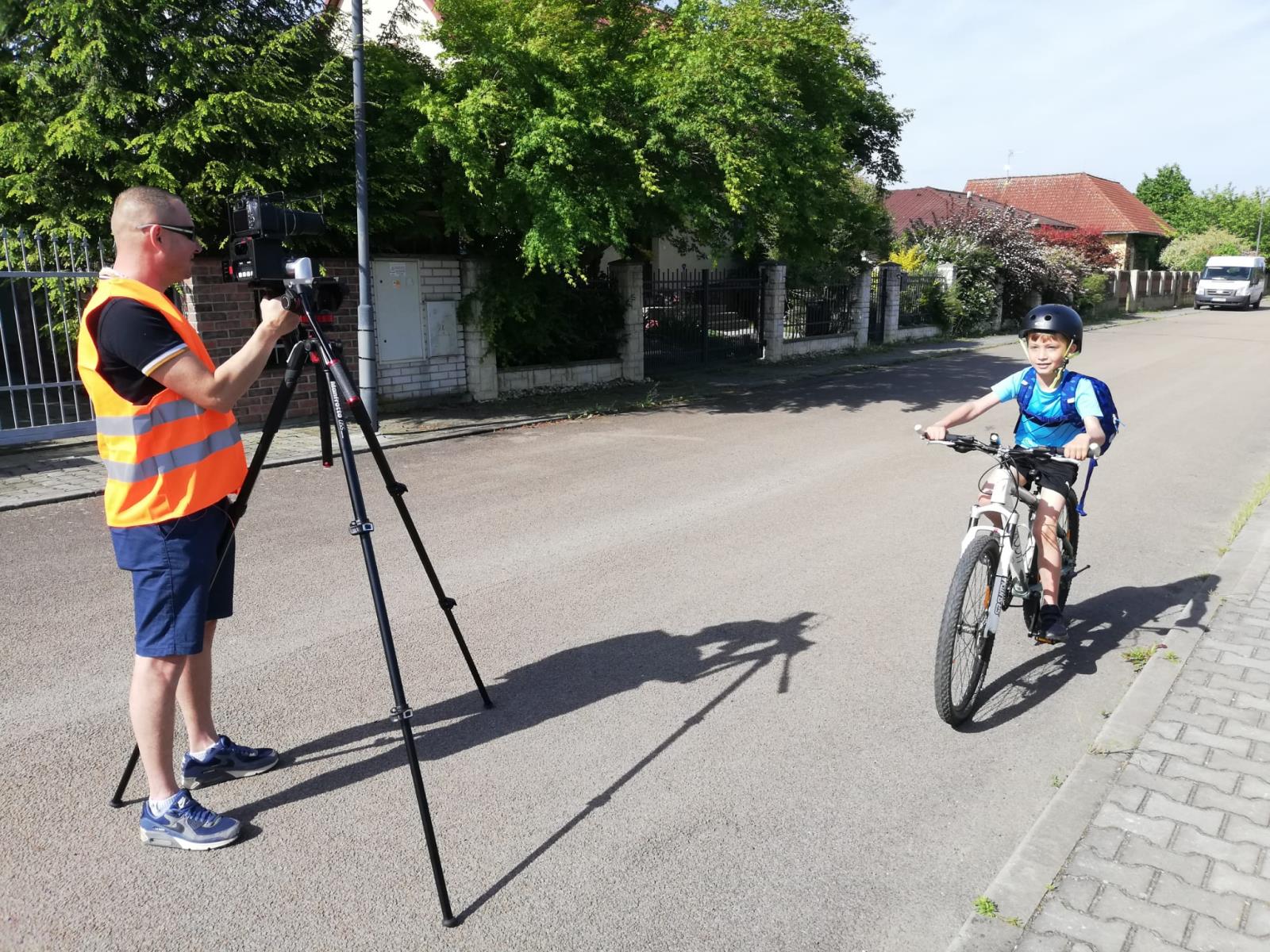 Na kole jen s přilbou - Zvole 2.