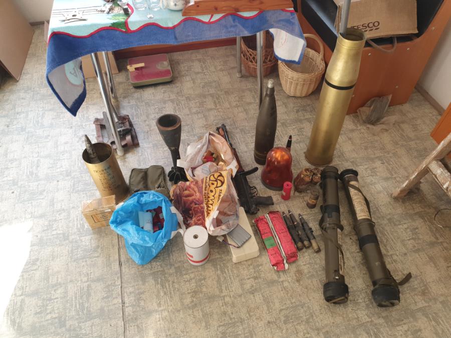 Nález pyrotechniky.jpg