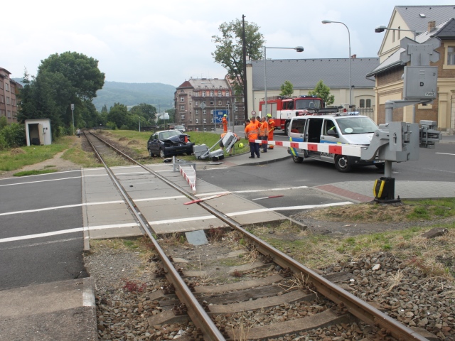 Nehoda u železničního přejezdu, Děčín