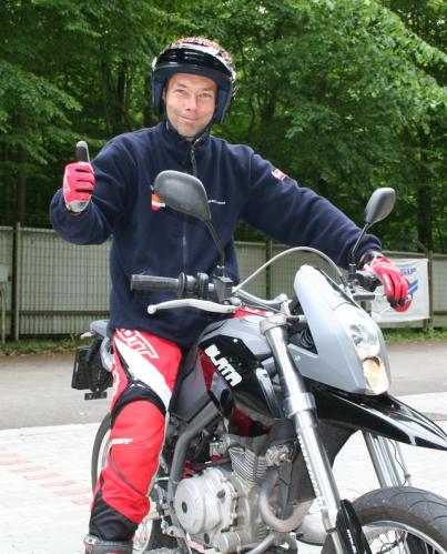 Nežij vteřinou 2009 M. Lisý.jpg