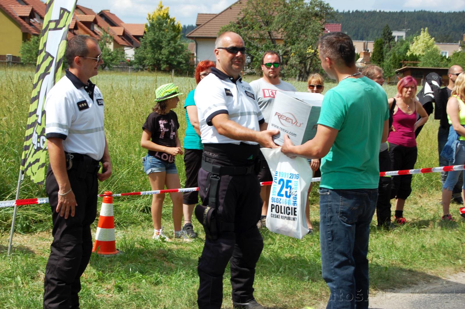 Nežij vteřinou 2018