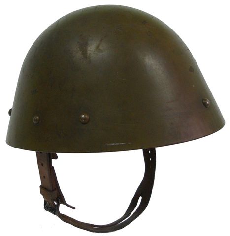 Ocelová přilba vz. 32 z roku 1938
