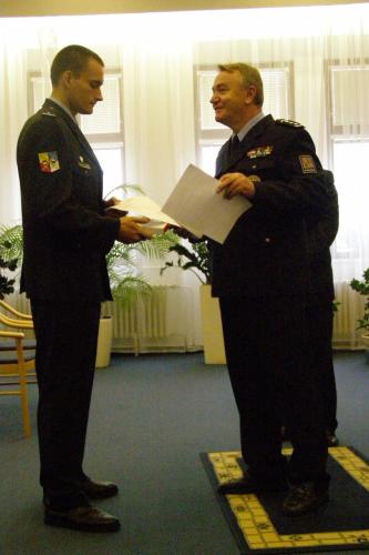 Ocenění mělnických policistů.JPG