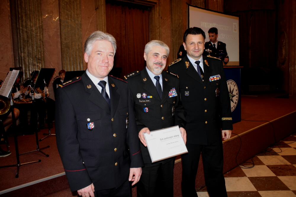 Oceňování nejlepších policistů a občanských zaměstnanců krajského ředitelství 