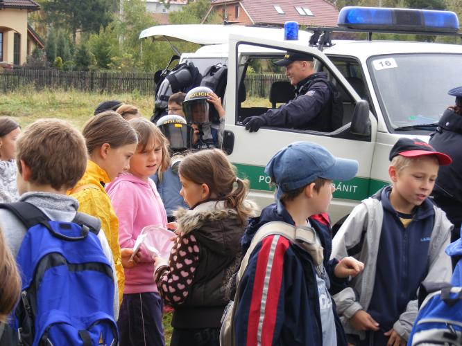 Osud přeje připraveným - Unhošť - prohlídka zásahového vozidla