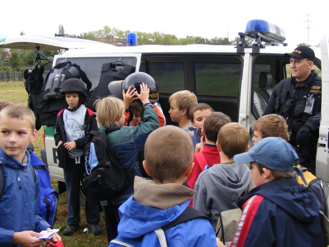 Osud přeje připraveným - Unhošť - prohlídka zásahového vozidla