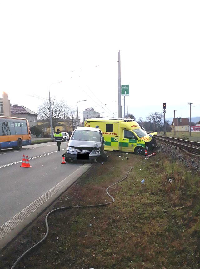 Otrokovice dopravní nehoda 1.jpg