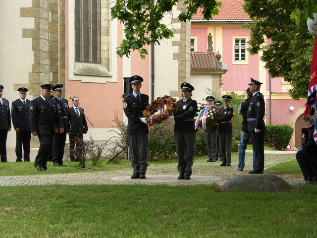 Pietní akt 1