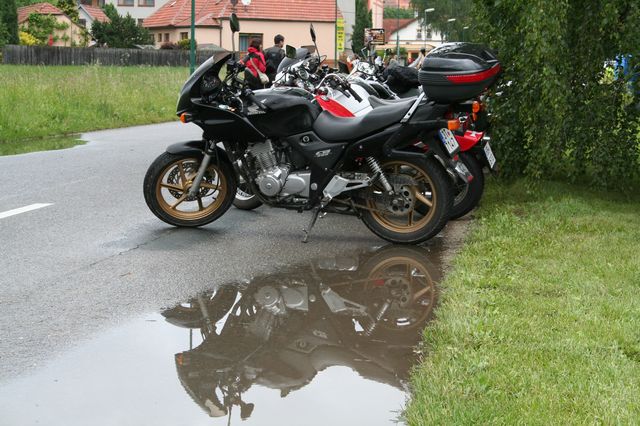 Počasí neodradilo.JPG
